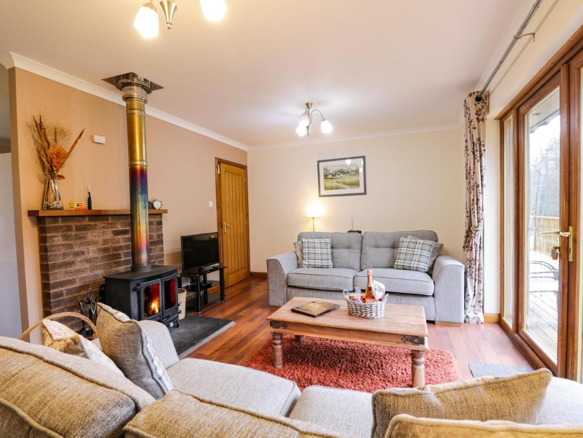 Fersit Log Cottage Roybridge Exterior foto