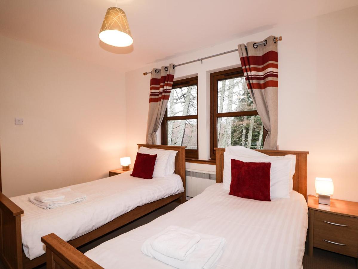 Fersit Log Cottage Roybridge Exterior foto