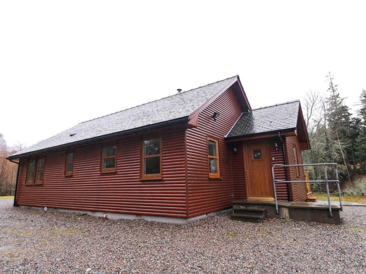 Fersit Log Cottage Roybridge Exterior foto